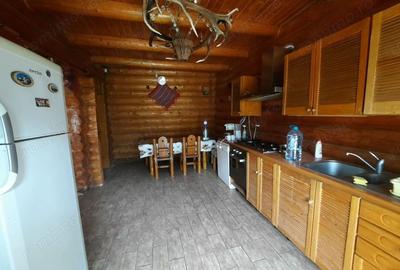 Casă cu 6 camere cu Teren 630 Mp în Zamora - 4