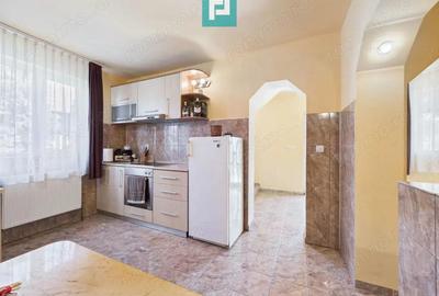 Vila cocheta 4 camere P+M in Munar - 9