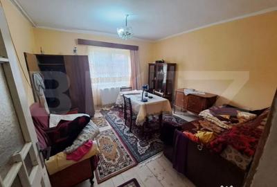 Casă cu 3 camere cu Canalizare în Hălchiu - 4