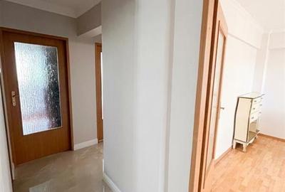 Apartament cu 4 camere decomandat în Nufărul - 12