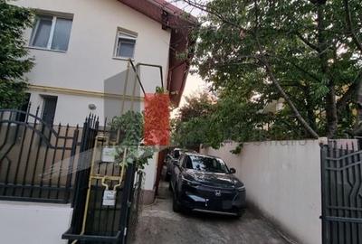 DUPLEX de vanzare 5 camere Giulesti - 29