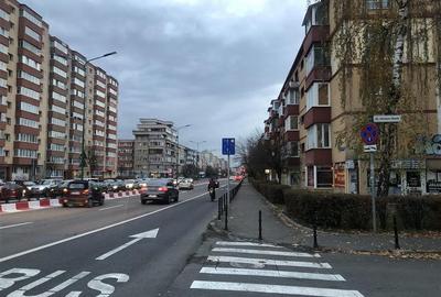 Apartament cu 2 camere, mobilat în Calea București