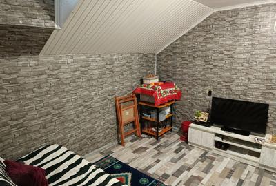 Apartament cu 3 camere decomandat în Câmpina - 2