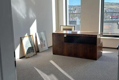 Spațiu comercial, de 146 mp, în Semicentral - 7