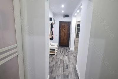 Vand Apartament 4 Camere