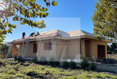 Casă individuală cu 4 camere cu Canalizare în Stupini - 34