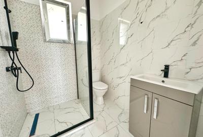 Casa individuala - 3 camere 2 bai - 325 mp teren -15 minute statie STV - 7