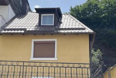 Casă cu 5 camere în Racădău, cod 8120 - 10