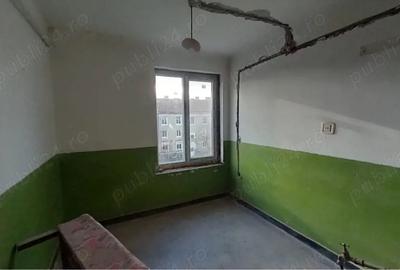 Apartament cu 2 camere decomandat în Central - 3