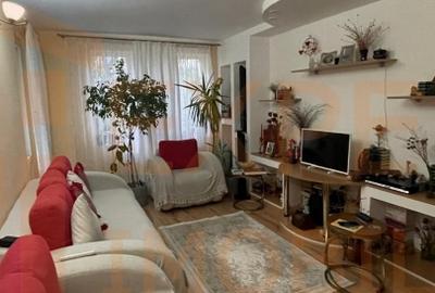 Apartament 4 camere - zona Far Constanta - 2