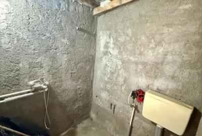 Casă cu 3 camere cu Canalizare în Central - 9