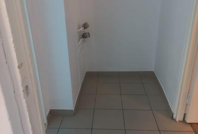 Apartament cu 2 camere decomandat în P-ța Gorjului - 7
