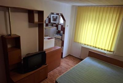 Garsonieră semidecomandată, mobilată în Drumul Taberei