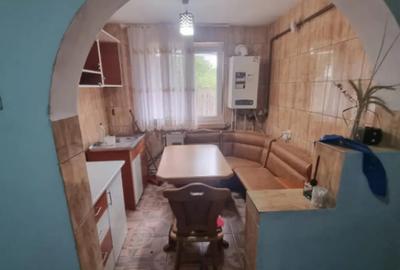 Apartament cu 2 camere semidecomandat în Filiași - 4