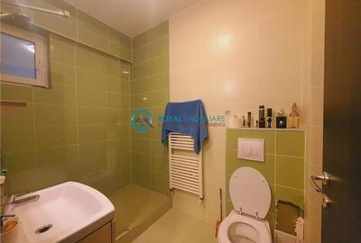 Royal Imobiliare - Vanzare apartament 3 camere zona 9 MAI - 23