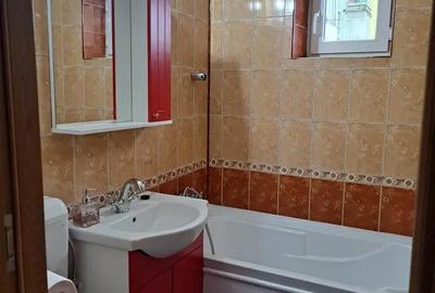 Apartament cu 3 camere decomandat în Fântânele - 9
