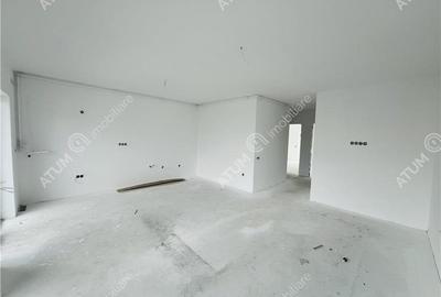 Apartament cu 3 camere decomandat în Hipodrom 3 - 2