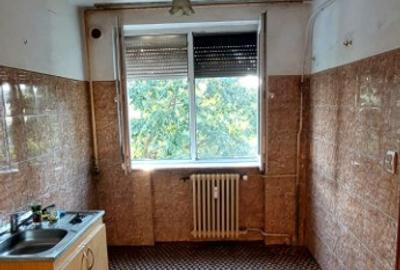 Apartament cu 2 camere decomandat zona Podgoria - 2