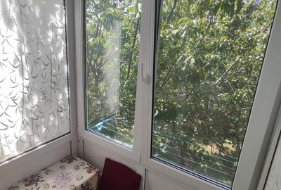 Apartament cu 2 camere decomandat în Berceni