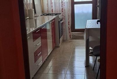 Apartament cu 2 camere decomandat în Galați - 3