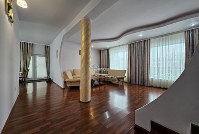 Casă cu 5 camere cu Canalizare în Micro 3 - 2