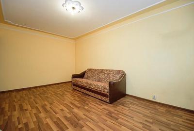 2 camere decomandat, etaj 1/4, zona Dacia
