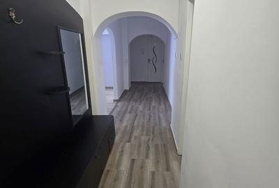 Apartament cu 4 camere în Soarelui - 14