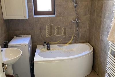 Apartament cu 3 camere decomandat în Central - 1