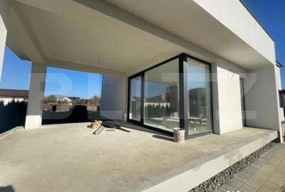 Casă cu 5 camere cu Teren 500 Mp în Unirea - 10