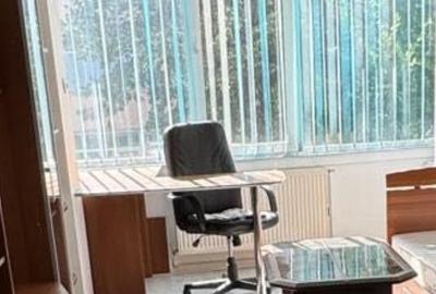 INCHIRIEZ APARTAMENT 2 CAMERE,ETAJ 1 MILEA/RAHOVEI - 8