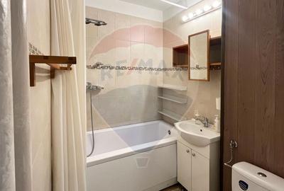 Vanzare apartament spatios,  3 camere - Metrou 1Mai - 21