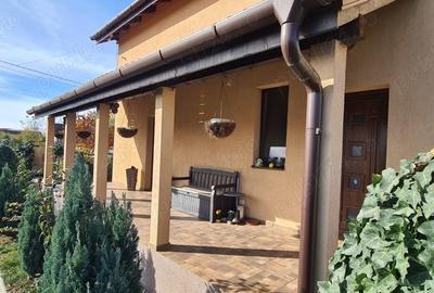 Casă cu 5 camere în Central - 9