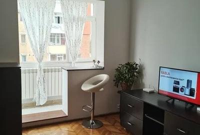 Apartament cu 2 camere, etajul 6/10, zona Podu Ros - 2