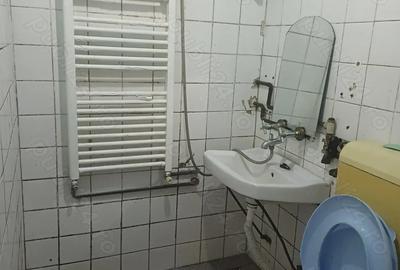 Garsoniera de inchiriat nemobilat - 2