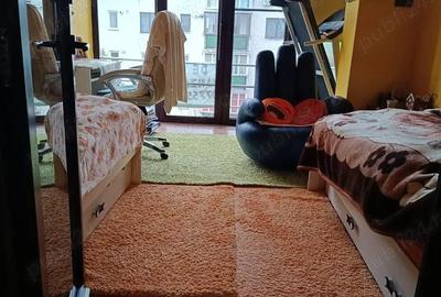Apartament cu 3 camere semidecomandat în Central - 9