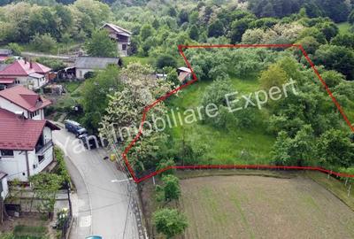 Teren de 2611 mp, în Central - 10