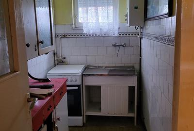 Apartament cu 3 camere decomandat în Central - 1