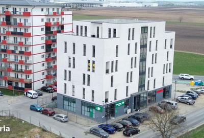 Spațiu comercial, de 210 mp, în Central - 3