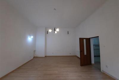 Birou, de 53 mp, în Ultracentral - 2