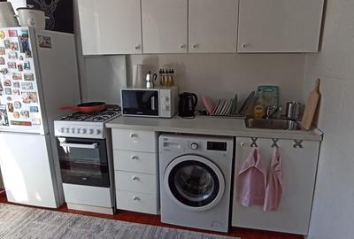 Inchiriere apartament 2 cam 58 mp et 5/8 stradal pe Blv Magheru Bucuresti sect 1 - 3