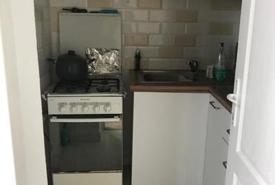 Garsonieră decomandată, mobilată în Cugir - 4