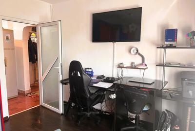 Apartament cu 2 camere decomandat în Valea Călugărească - 4