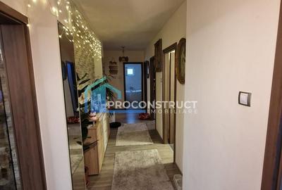 Apartament cu 5 camere, mobilat în UMT - 8