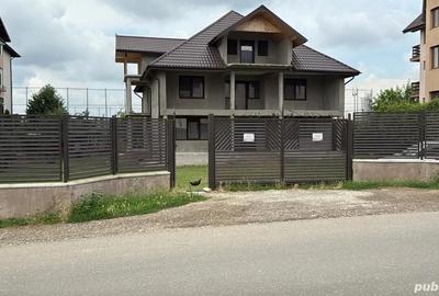 Casă cu 3 camere cu Teren 1384 Mp în Valea Adâncă - 5