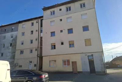 Apartament cu 4 camere decomandat în Nădlac - 7