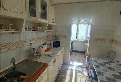 3 CAMERE, DECOMANDAT, ETAJ 2, CENTRALA TERMICA, GIROCULUI! - 8