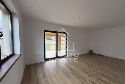 Casă cu 4 camere cu Teren 350 Mp în Moșnița Nouă - 3