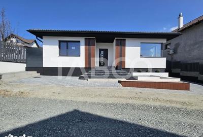 Casă cu 4 camere cu Teren 122 Mp în Șura Mare