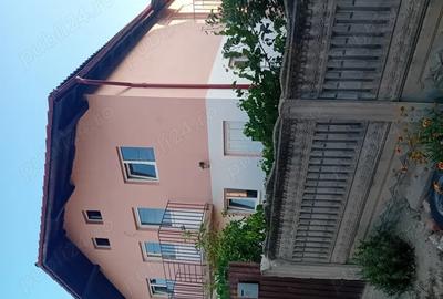 Casa de vanzare