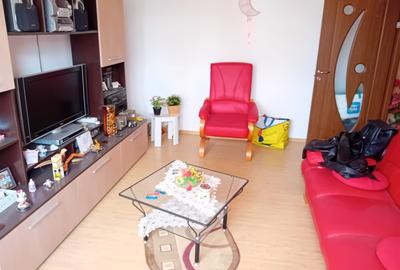 Apartament cu 3 camere, decomandat - 2